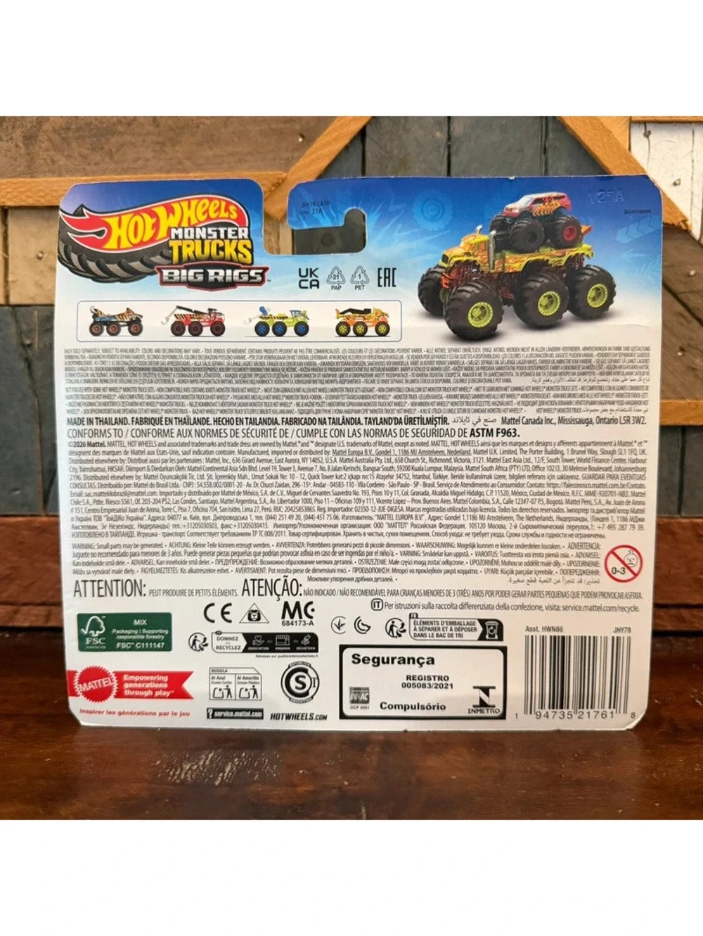 Hot Wheels Monster Trucks Big Rigs The 909 1:64 Scale 6-Wheel Toy Truck